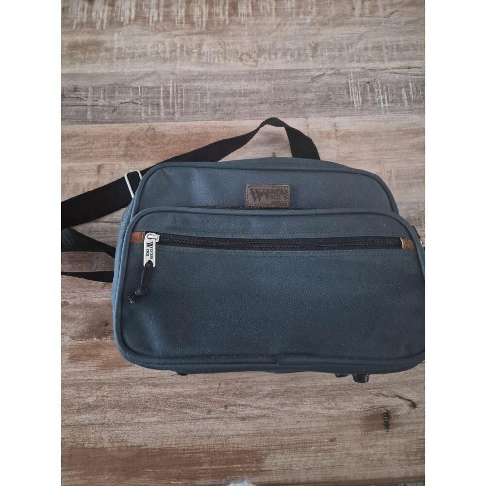 Western Pack Green Travel Shoulder Bag 14" ×10" perfect condition